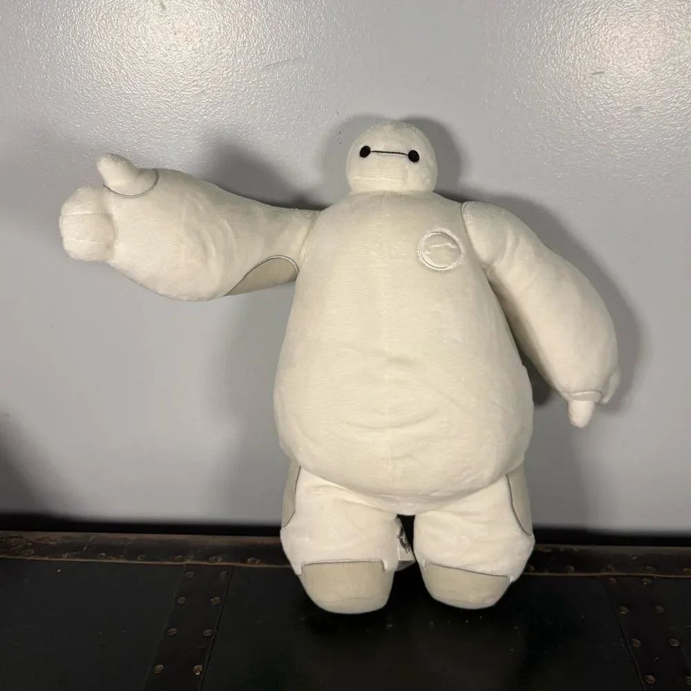 Disney Store Baymax Jointed Arm 15” Big Hero 6 Plush Stuffed Animal